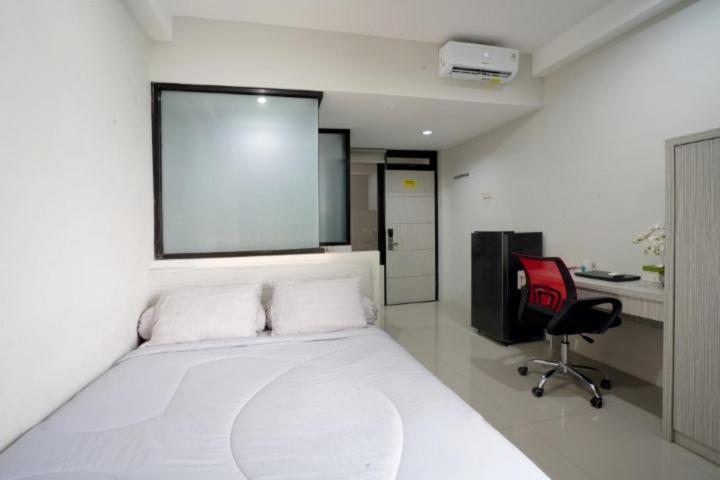 Dparagon Kalijudan Surabaya Exteriör bild