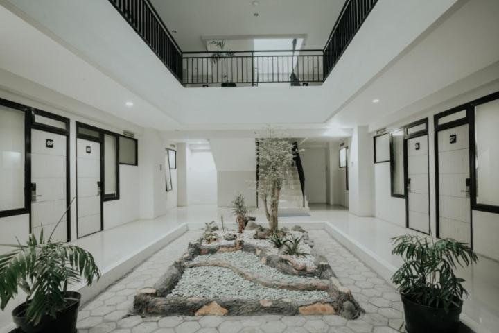 Dparagon Kalijudan Surabaya Exteriör bild